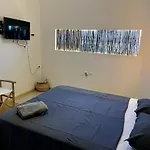 Previllage Red 5-6 Apartment *